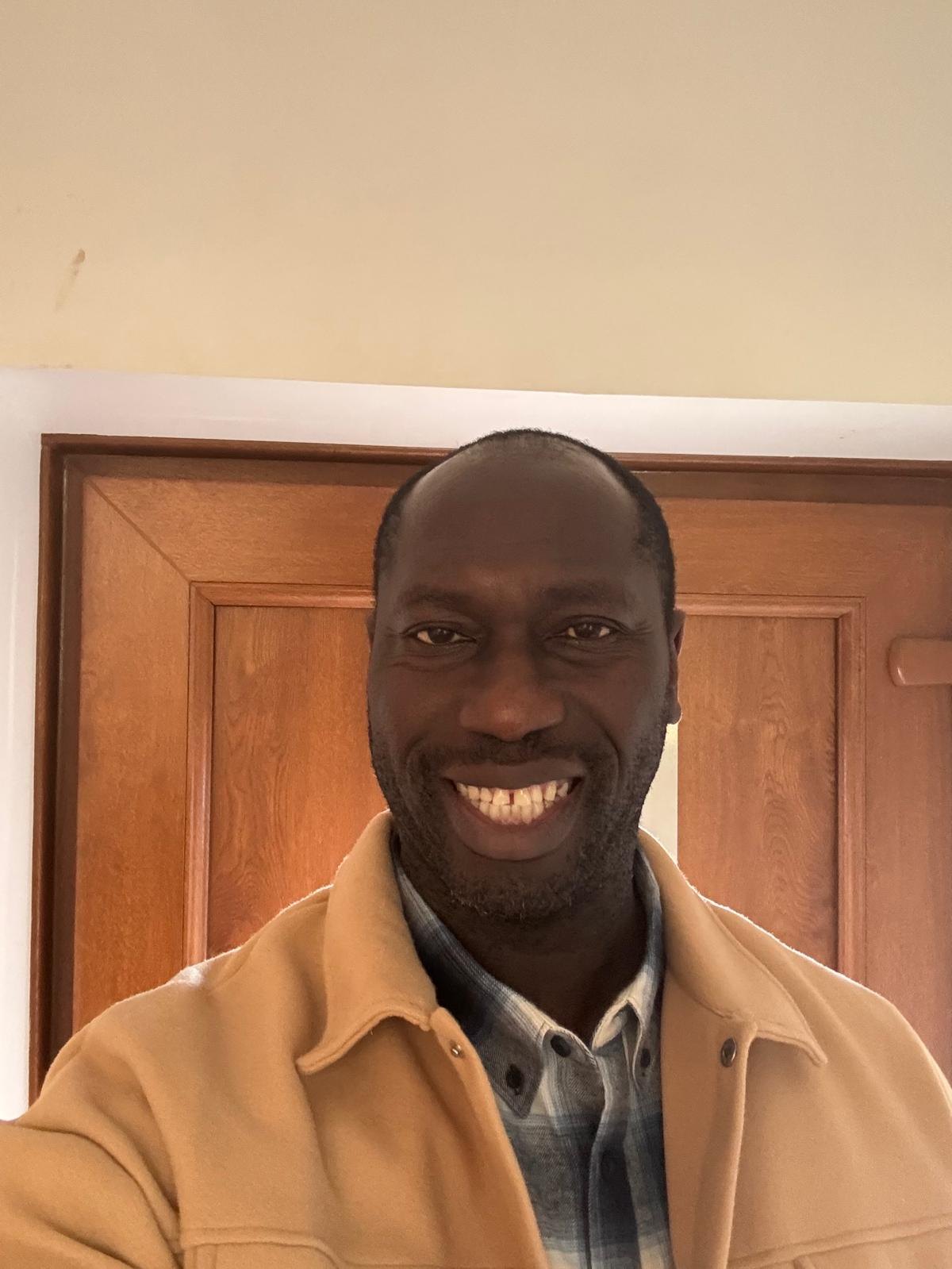 Dr Edore Akpokodje